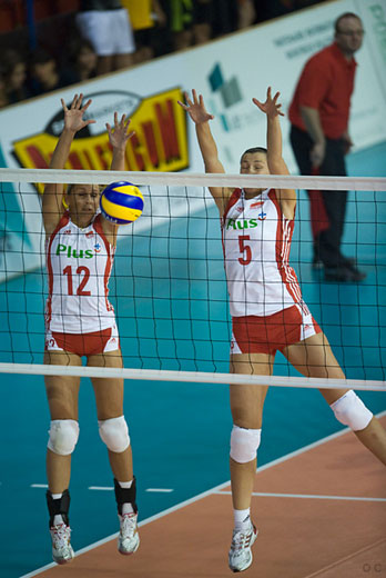 波兰队横扫日本队,张继科扛起全队 波兰队横扫日本队,张继科扛起全队