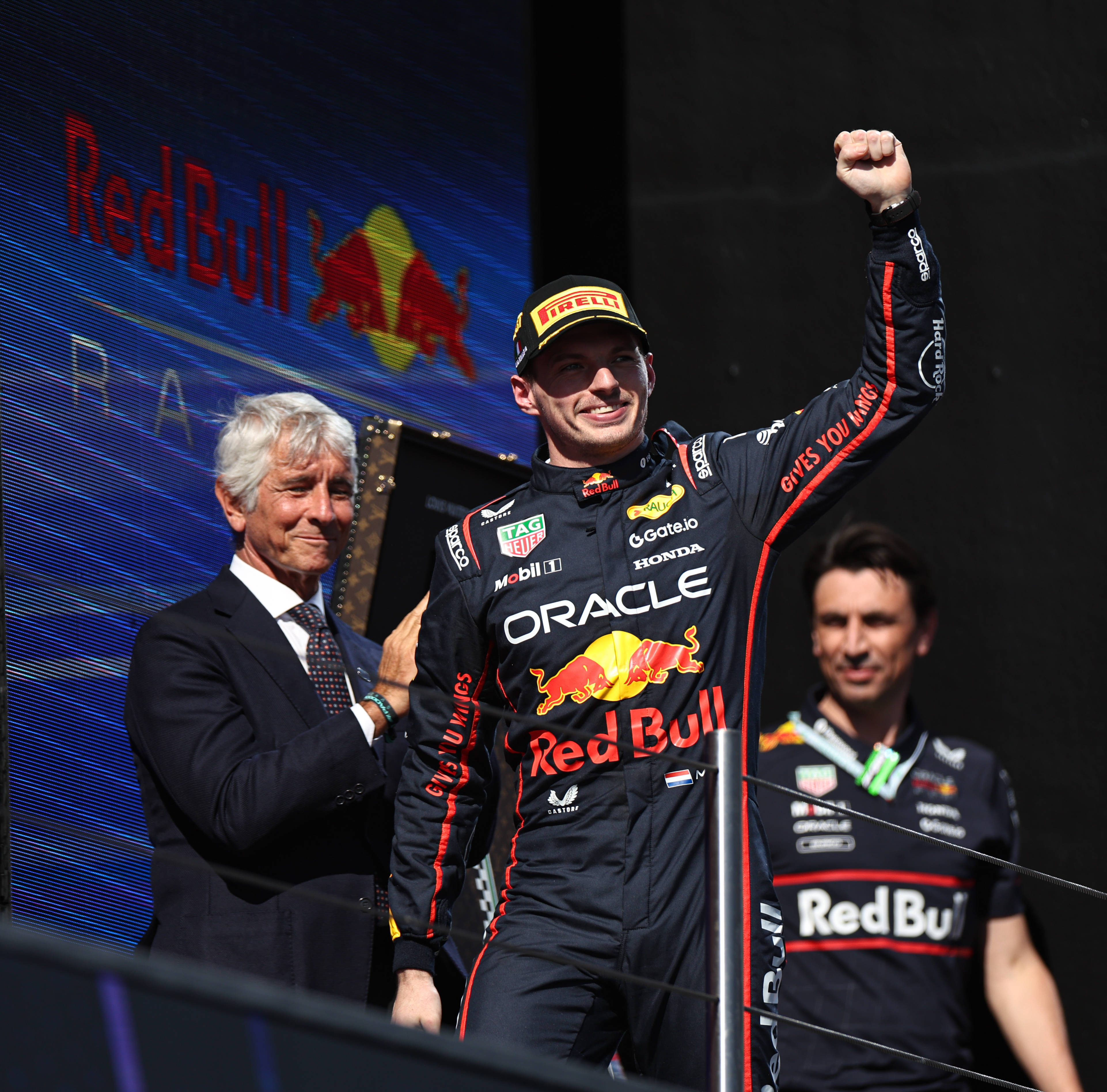 红牛二队险胜红牛车队，皮亚斯特里惊艳四座