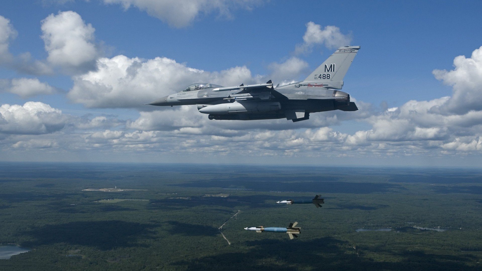 龙王巡疆与沉默的黄昏,当安赛龙的火热映照中德战场的更迭