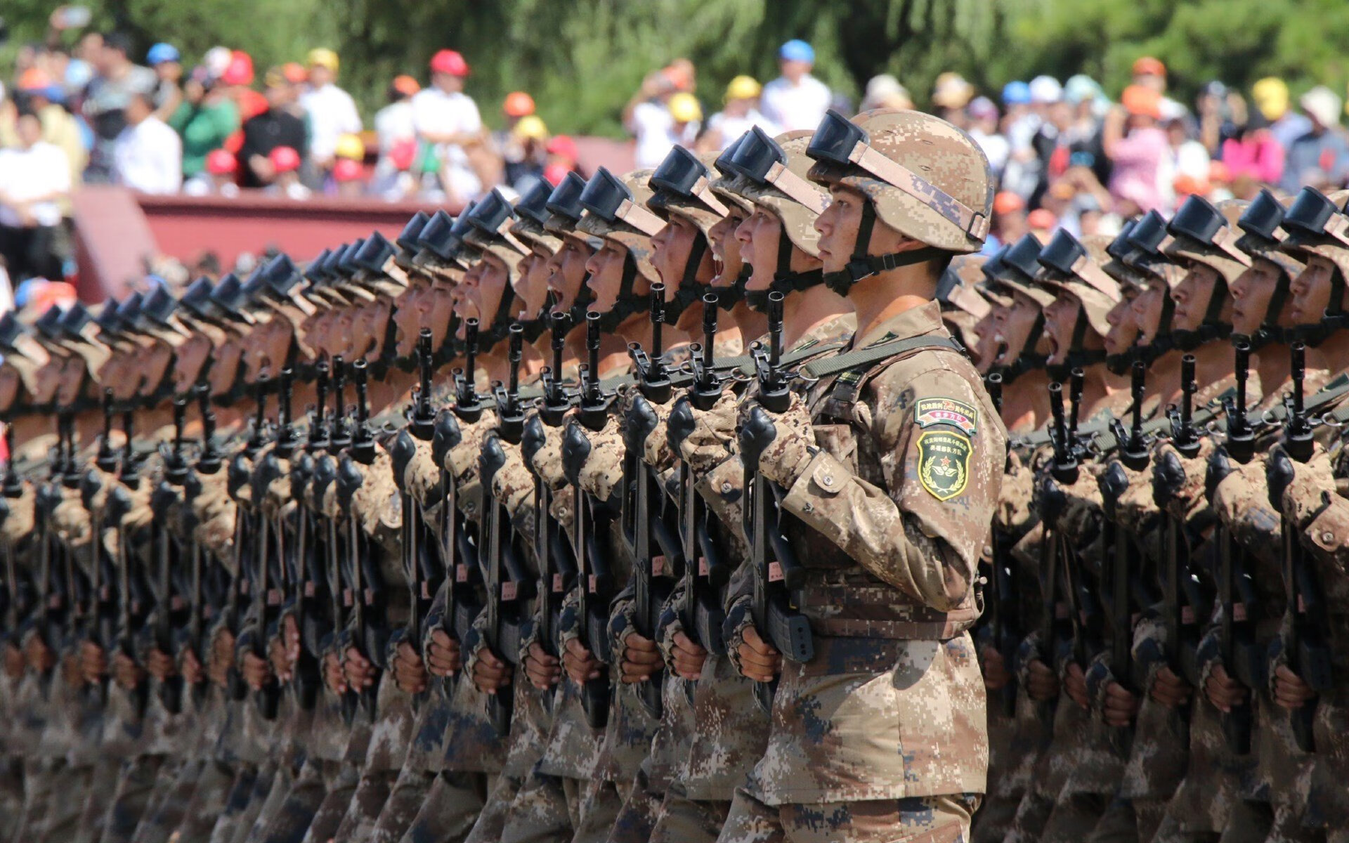 被篮筐连接的两次共振，广厦队与哈利伯顿的隔空夜晚